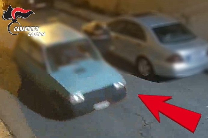 Sorpresi due ladri d’auto in azione nel Catanese: i Carabinieri arrestano un 20enne ed un 32enne, sono entrambi ai domiciliari