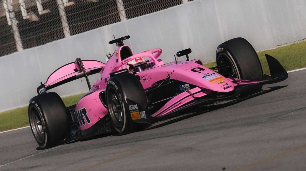 Formula 2, avvio in salita per Gabriele Minì in Australia: qualifiche difficili e ultima fila