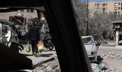 Guerra in Iran, le ultime news in diretta | Centcom: “L’Iran prende di mira obiettivi civili, risponderemo”, morta bambina