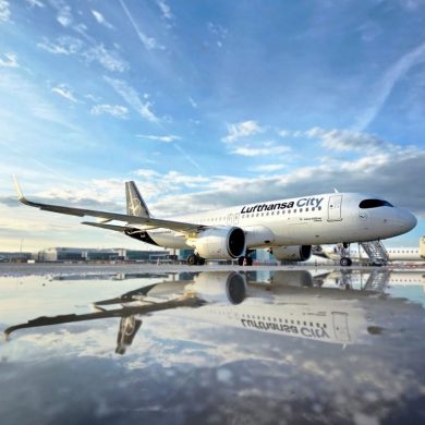 Conflitto in Iran, Lufthansa evita lo spazio aereo mediorientale