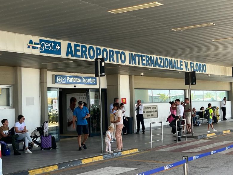 Trapani, nuove rotte per aumentare il turismo: 21 milioni per il piano di rilancio dell’aeroporto Birgi
