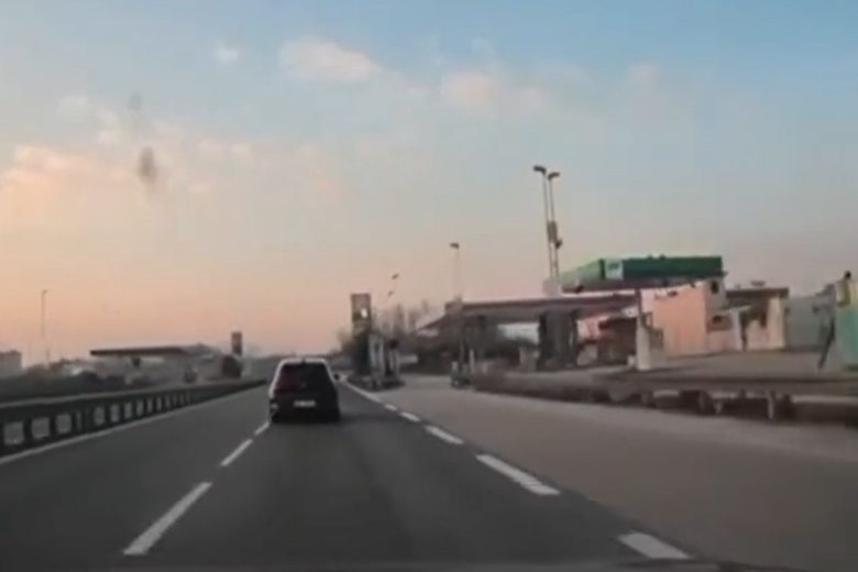VIDEO | Folle inseguimento, fino a 200km/h sull’Asse Mediano: due arresti
