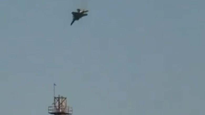 VIDEO | Tre caccia militari Usa precipitano in Kuwait: “Incidente di fuoco amico”