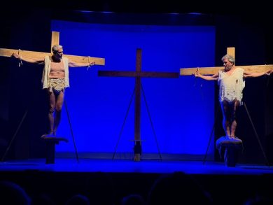 “L’alba del terzo millennio”: l’indifferenza che diventa amicizia tra i due protagonisti Puglia e Coltraro