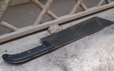 Palermo, trovato machete di 50 centimetri in pieno centro storico: cresce l’allarme sicurezza