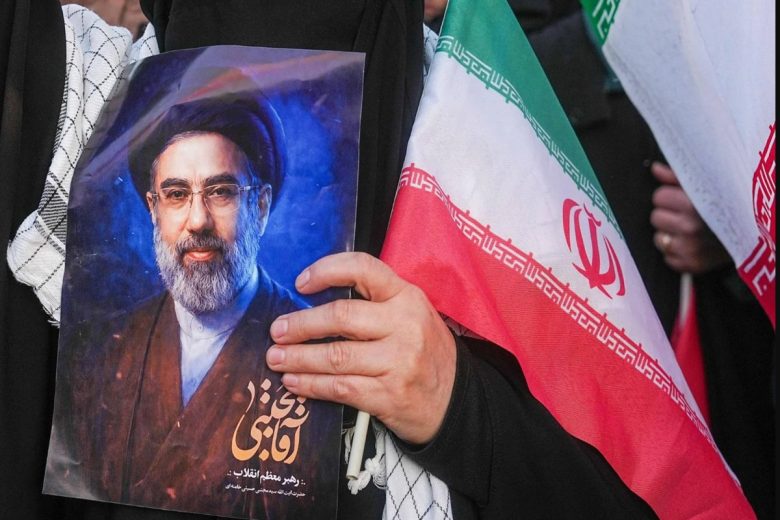 Lo Stretto di Hormuz come “strumento di pressione” e la “vendetta dei martiri”, il primo discorso di Mojtaba Khamenei