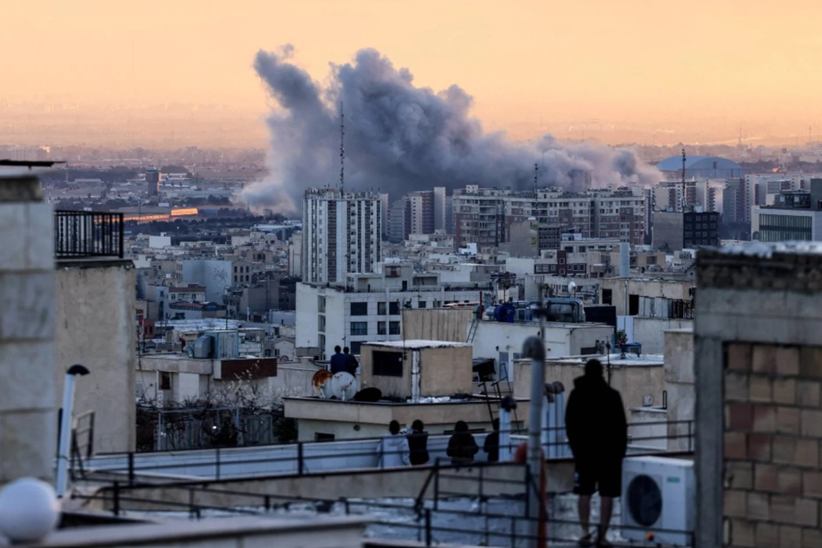 Guerra in Iran, le ultime news in diretta | La nuova era dell’Iran e gli attacchi che non si fermano. Raid israeliani in Libano: 11 morti Guerra in Iran, le ultime news in diretta | La nuova era dell’Iran e gli attacchi che non si fermano. Raid israeliani in Libano: 11 morti