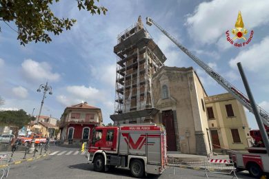 Il brusco risveglio nel Catanese, crolli per il terremoto: la situazione a Ragalna