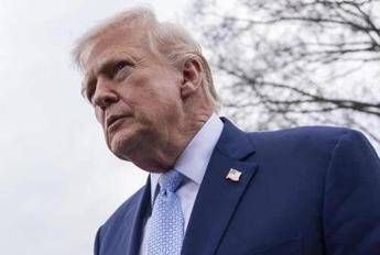 Guerra in Iran, Trump conferma: “Martedì scadenza definitiva per accordo con Iran”