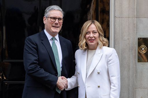 Iran, P.Chigi: telefonata Meloni-Starmer, focus su sicurezza Stretto Hormuz