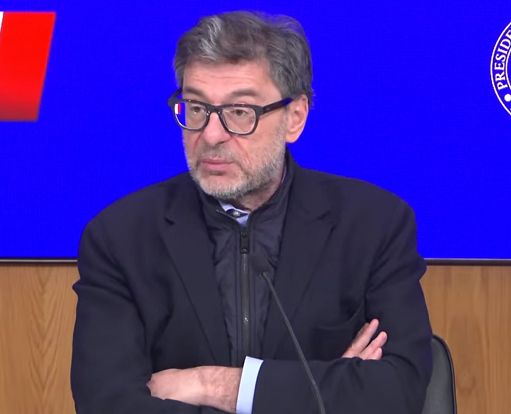 Giorgetti: se guerra continua inevitabile riflettere a deroga Ue 3% deficit