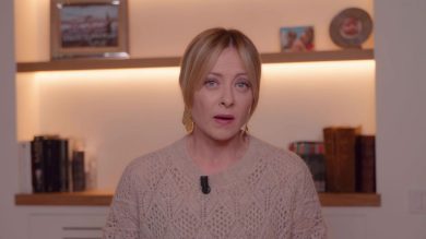 Governo, colloquio Meloni-bin Zayed: assicurare libertà navigazione Hormuz