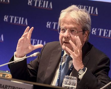 Iran, Gentiloni: guerra regalo a Putin che sopravvive vendendo gas