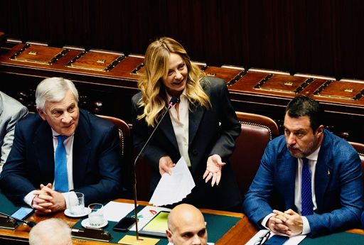 Iran, Meloni ipotizza stop a Patto Stabilità “se crisi prosegue”