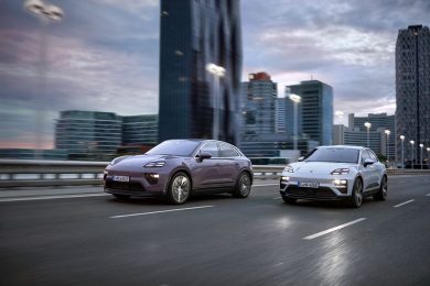 Porsche: consegne I trim. -15% pesano dazi, Cina ed elettrico