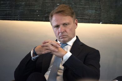 Vino, Lollobrigida: Vinitaly punto di riferimento mondiale settore