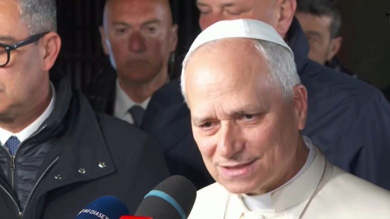 Papa: è l’ora drammatica della storia, va affrontata insieme