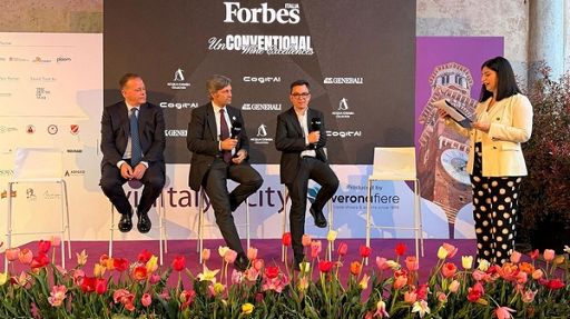 Regione Sardegna a Vinitaly and the city con vini identitari