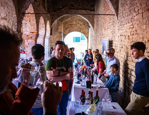 Vino, “Suber” torna a Suvereto dal 1 al 3 maggio guardando alla Docg