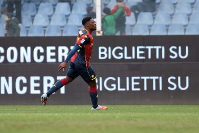Calcio, Genoa-Sassuolo 2-1, decide Ekuban nel finale