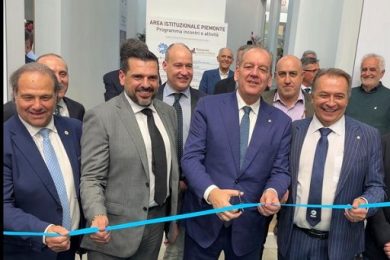 Inaugurato a Vinitaly area Piemonte: 108 produttori e 4 Consorzi