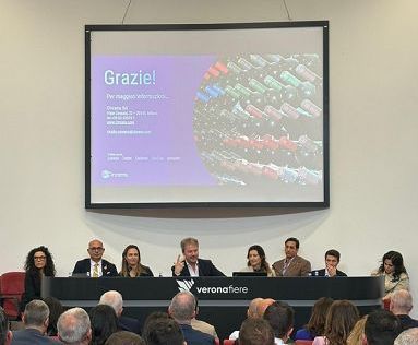 Al Vinitaly studio Circana: a inizio 2026 vendite in calo in Gdo