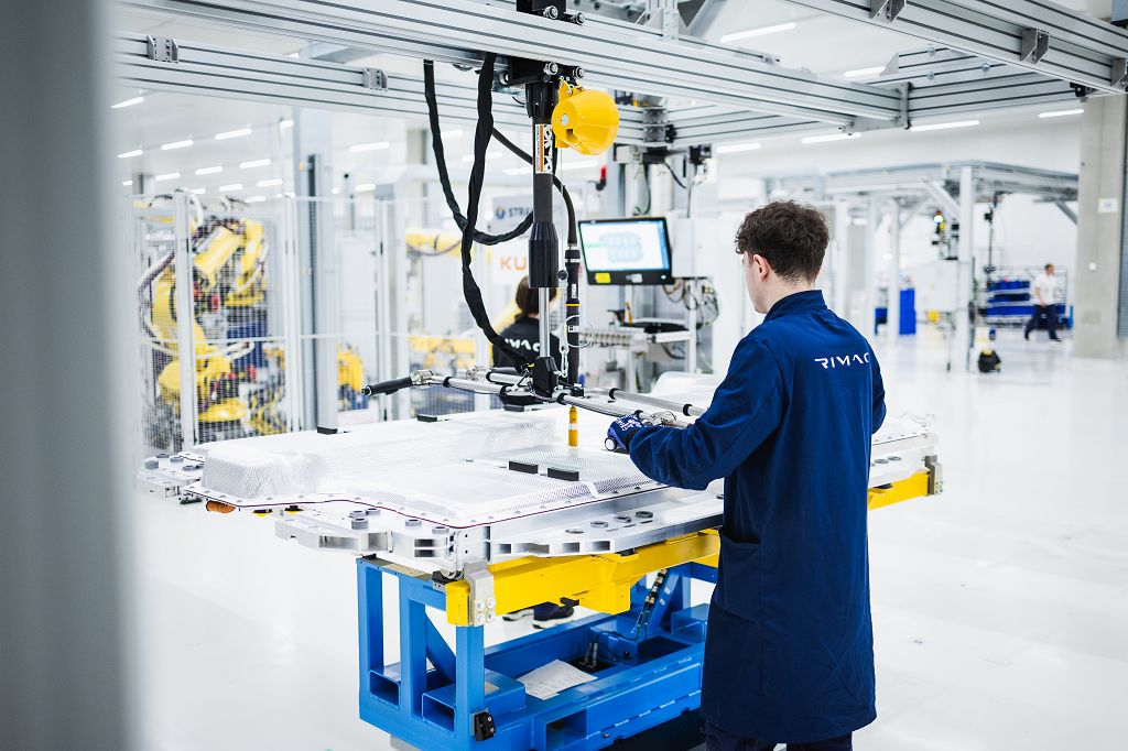 Bmw insieme a Rimac per sviluppo nuova batteria della berlina i7 Bmw insieme a Rimac per sviluppo nuova batteria della berlina i7