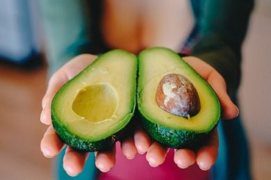 Mango e avocado, in 15 anni in Italia import +420% e +363%