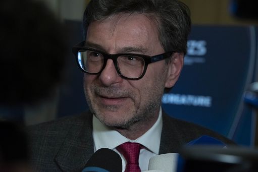 Giorgetti: l’Italia è resiliente e responsabile sui conti pubblici