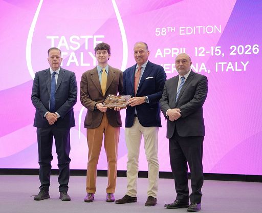 Tenute Folonari premiate a Vinitaly con il “Territory Ambassador 2026″
