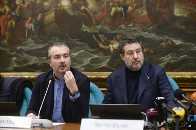 Salvini: Trump non è matto, segue suoi interessi. Ue assente