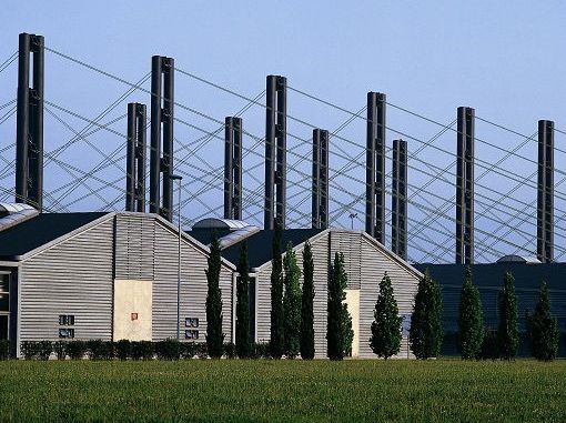 Poste e Benetton: partnership strategica per la logistica della moda