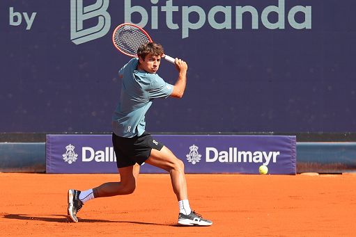 Tennis, Cobolli vola in finale a Monaco, battuto Zverev