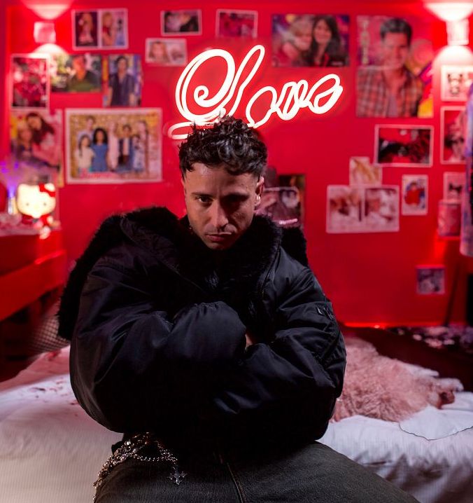 Mostro torna con un nuovo singolo dal titolo “No vabbè amo”