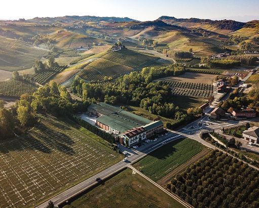 Cantina Damilano lancia il nuovo “Barolo Docg Castellero 2022″