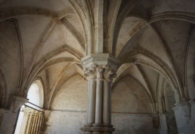 ”Vini d’Abbazia” debutta in Calabria: il 2 e 3 maggio nel Cosentino