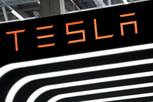Tesla, nel primo trimestre crescono ricavi e utile netto