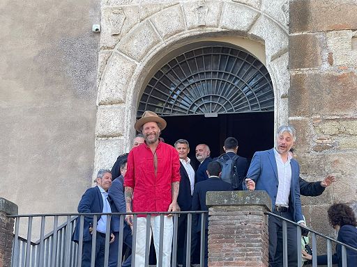 Jovanotti arriva in Campidoglio: buon pomeriggio daje