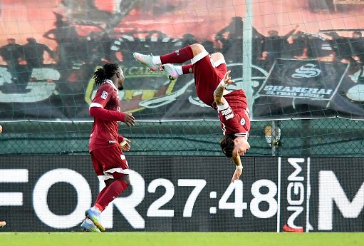 Calcio, Arezzo promosso in serie B dopo 19 anni