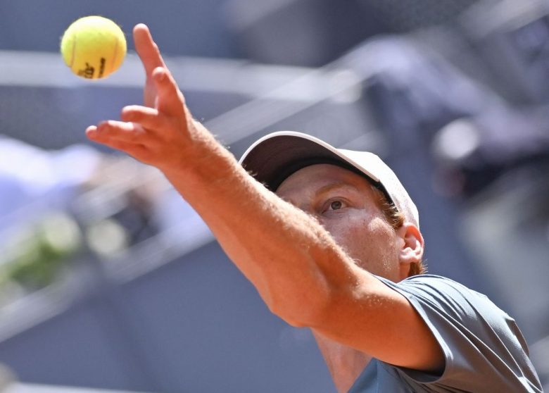Tennis, Sinner agli ottavi di finale a Madrid