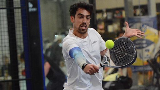 Padel, al torneo Fip Silver di Bari trionfa l’azzurro Cassetta