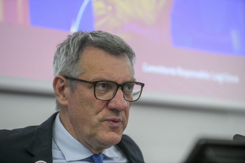 Lavoro, Landini: non convocati su decreto, il Governo si fermi