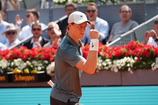Tennis, Sinner ai quarti a Madrid