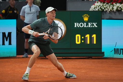 Tennis, troppo Sinner per Jodar: semifinale a Madrid