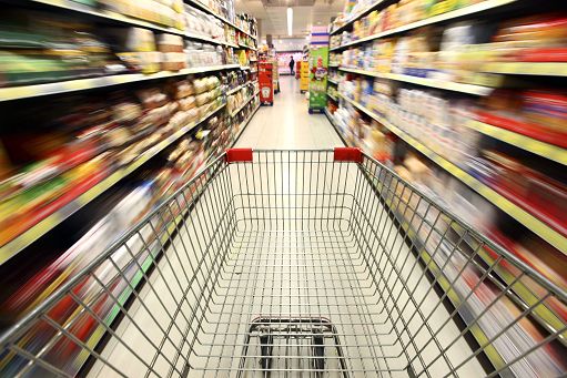 Consumi, tra ghiaccio alimentare e pet la spesa degli italiani cambia forma