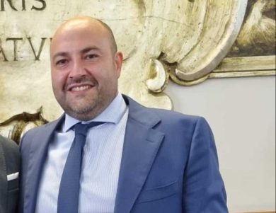 Harry azzoppa l’estate a Catania: un solo solarium. “Nuove spiaggette? C’è il nodo delle concessioni”