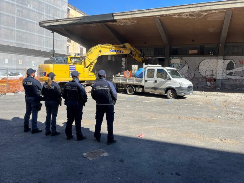 Ex palestra Lupo, iniziati i lavori di demolizione con provvedimenti di sicurezza e viabilità