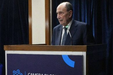 Rifiuti, Schifani: “Entro il 2028 operativi i termovalorizzatori di Palermo e Catania. Svolta storica per la Sicilia”