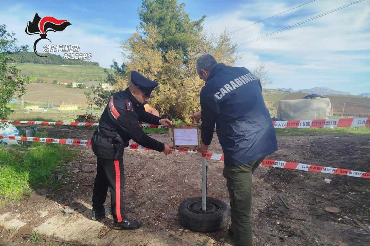 Combustione illecita di rifiuti a Partinico, sequestrata officina