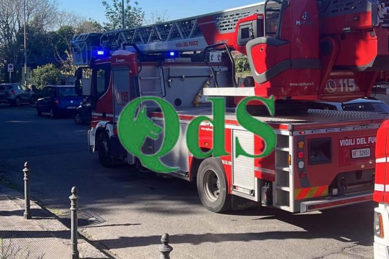 “Cortocircuito” nel Catanese, evacuata intera palazzina: in corso l’intervento dei VdF